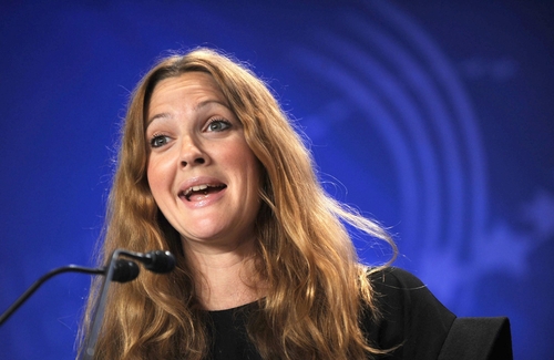 10 Celebrity Mums On Their Experiences With Postnatal Depression Drew